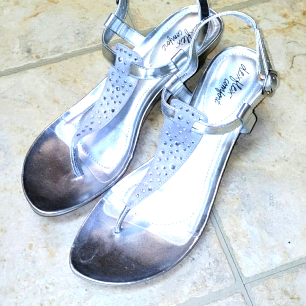 Dexflex Comfort silver wedge heals. Silver Metallic